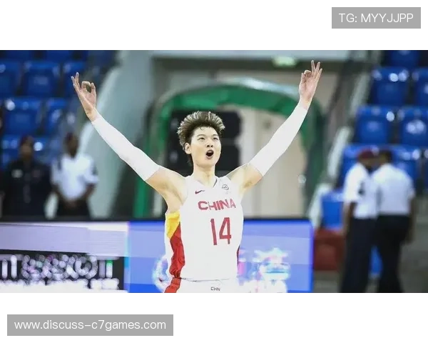 中国男篮逆袭胜韩国晋级四强，王哲林表现神勇贡献关键分